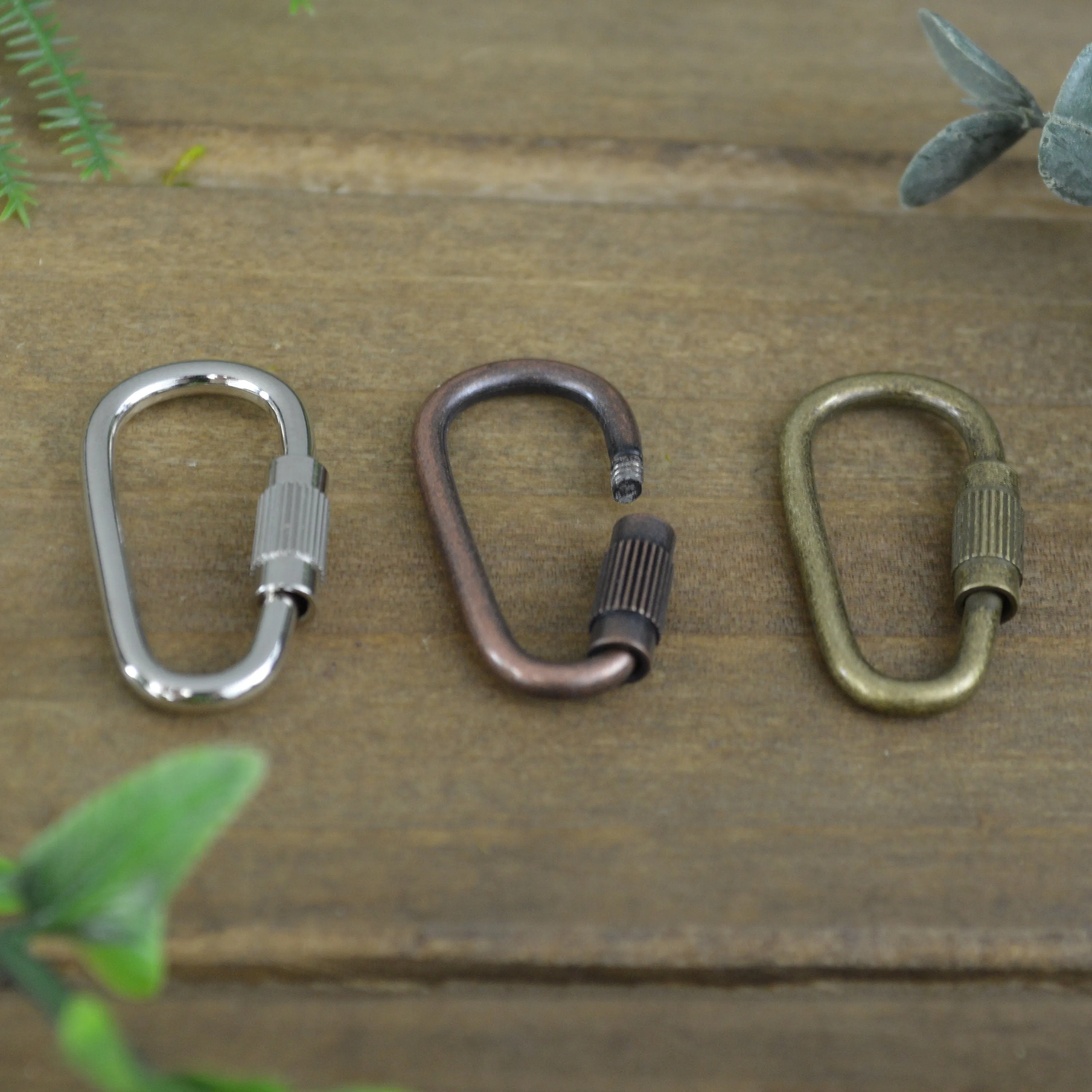 Add-On Screw Carabiner for Pet Tag