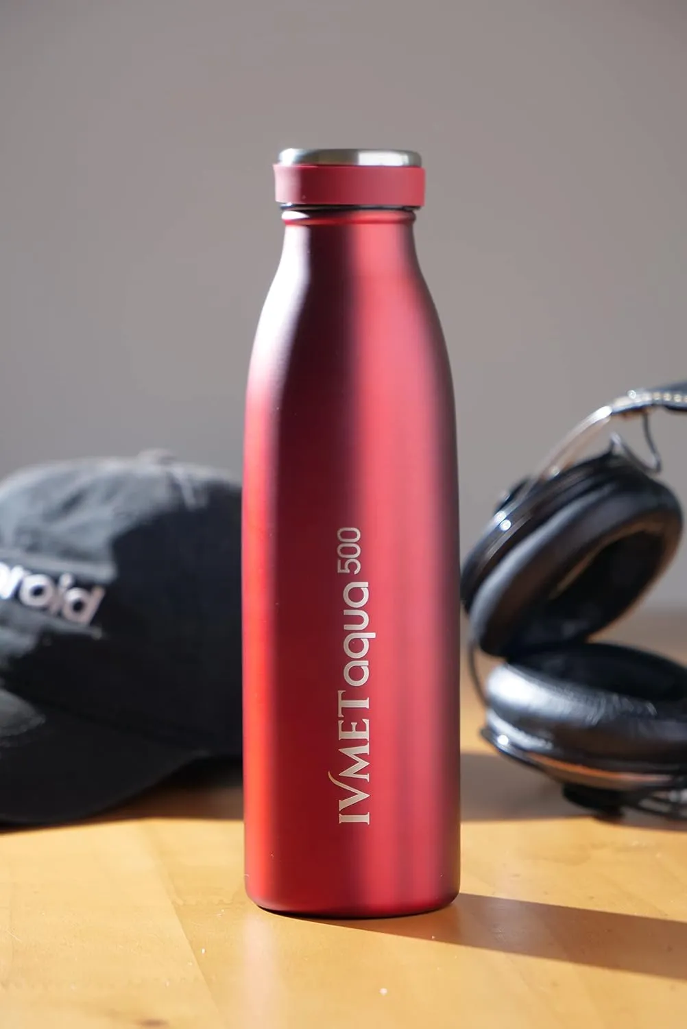 Aqua Stainless Steel Double Wall Vacuum Insulated Drinking Bottle Flask thermos Hydro Metal reusable Canteen for Sport Fitness Outdoor (Ruby Red, 25.3 Oz/750 ml)