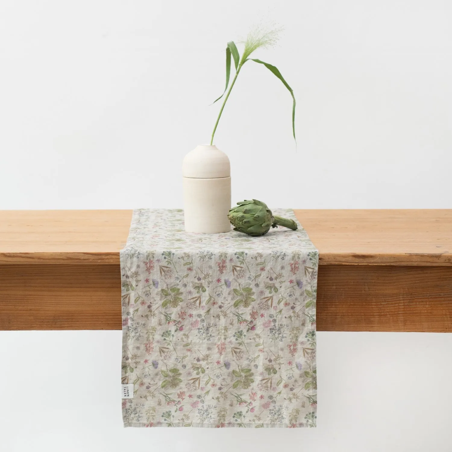 Botany 2 Lightweight Linen Table Runner
