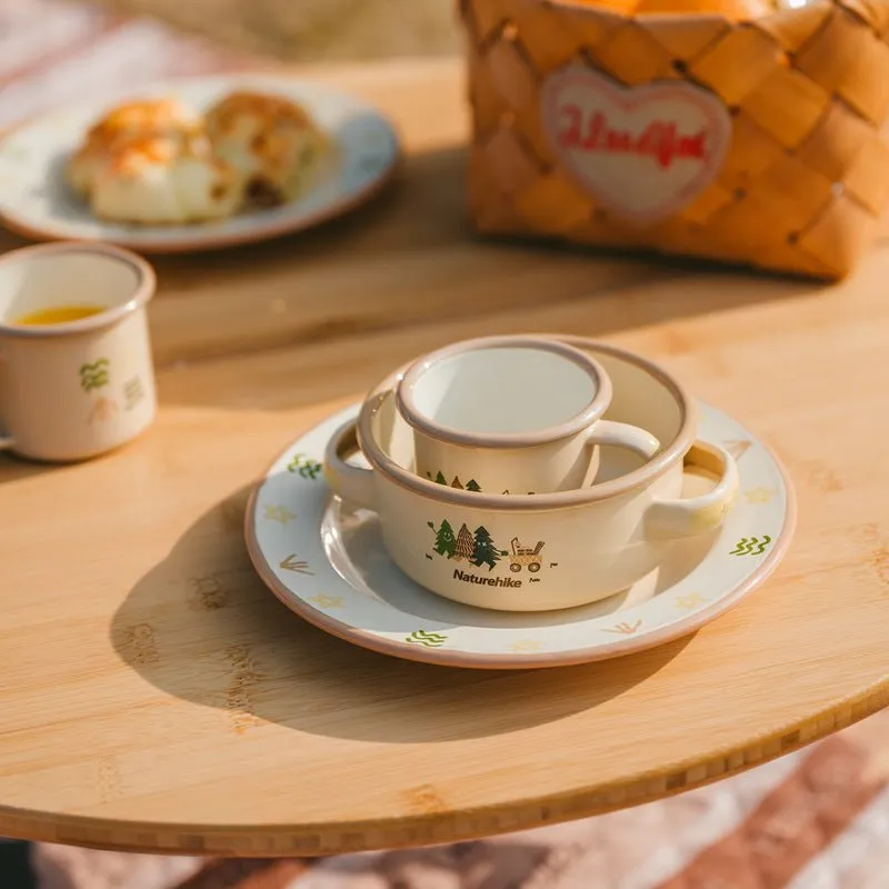 Children's enamel tableware