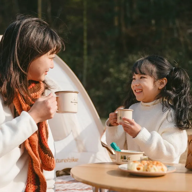 Children's enamel tableware