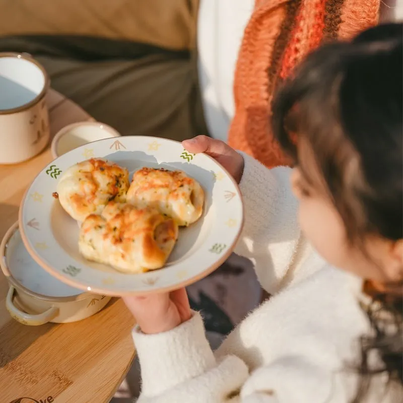 Children's enamel tableware