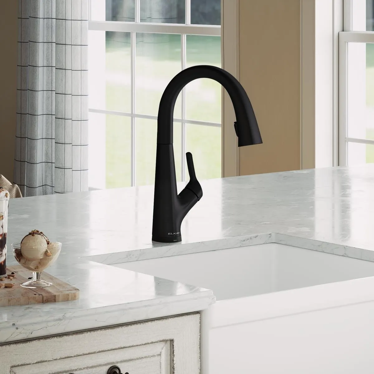 Elkay Avado Single Hole 2-in-1 Kitchen Faucet with Filtered Drinking Water