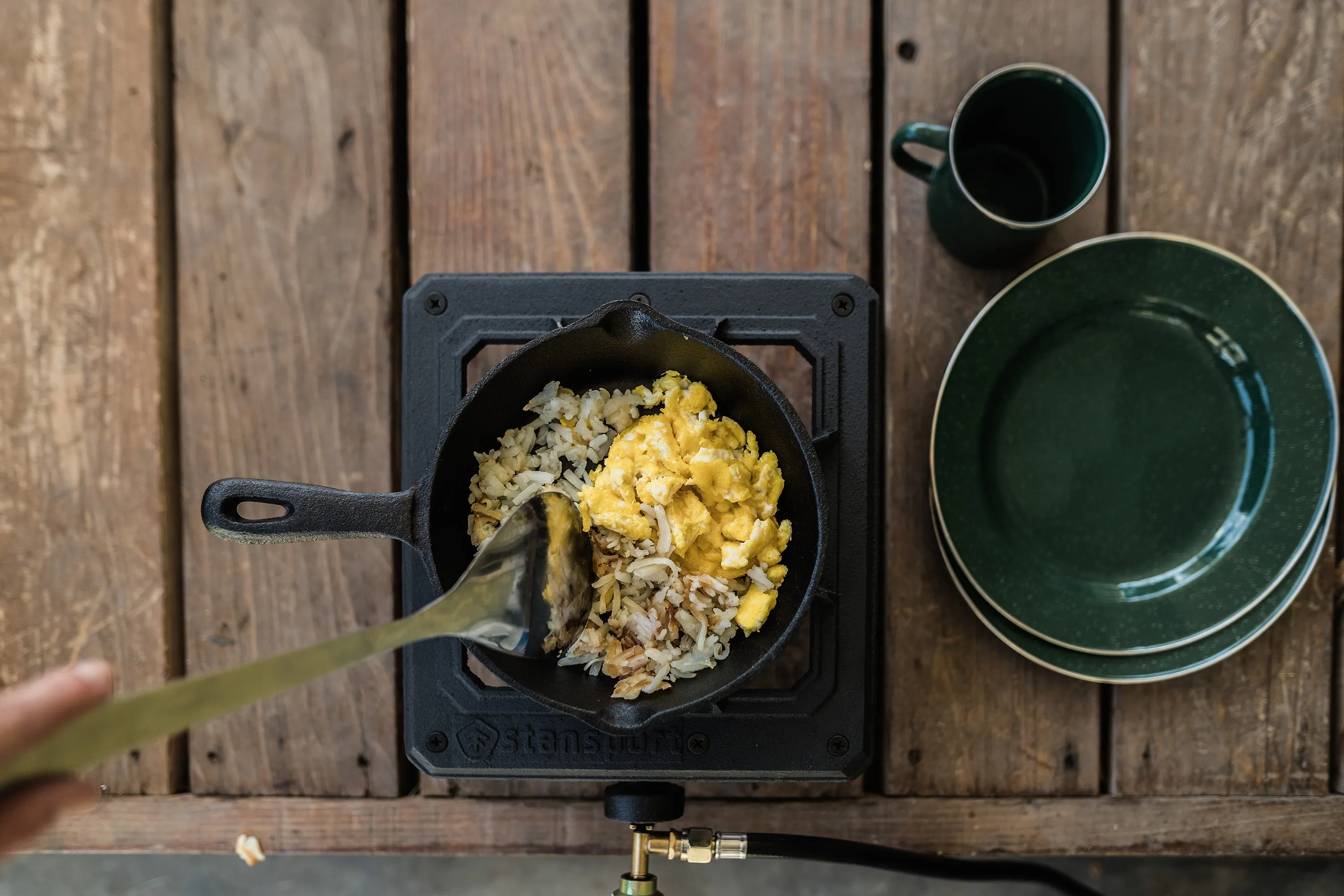 Enamel Camping Tableware Set - 24 Pieces - Green