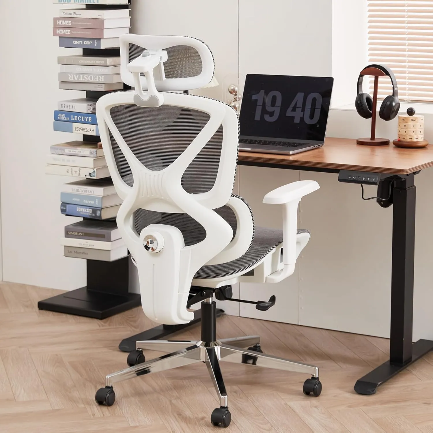 Ergonomic Office Chair, Mesh Chair with Tilt Function and Lumbar Support, 3D Headrest, 3D Armrests, 3-Position Locking Mechanism, Big and Tall Office Chair for Home Office (Gray)