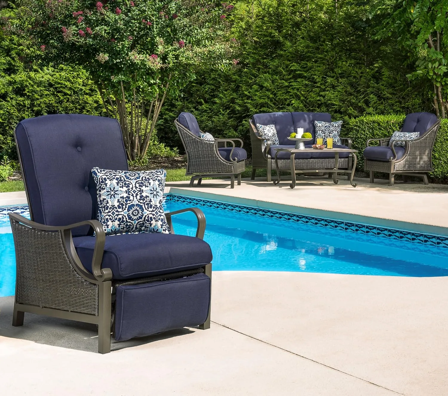 Hanover Ventura Brown Wicker Outdoor Recliner Chair with Cushions and Accent Pillow, Luxury All-Weather Outdoor Patio Recliner Chair with Rust Resistant Steel Frames for Deck, Backyard, Pool Side