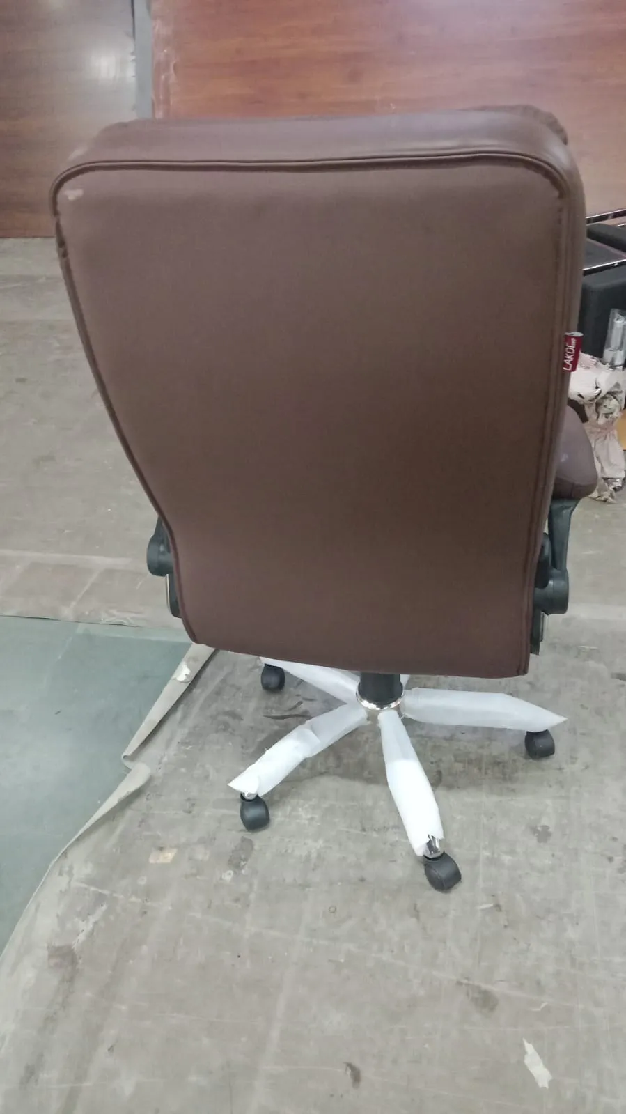 High Back Office Chair Leatherette with armrest