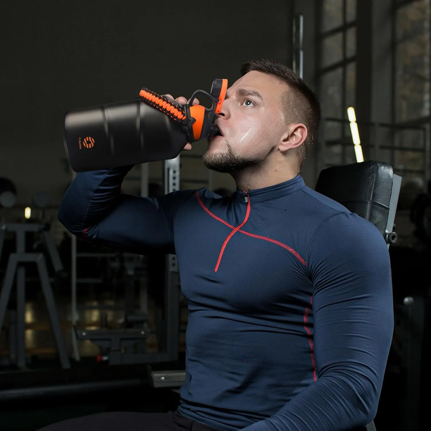 Insulated Half Gallon Water Bottle 64oz with Magnetic Lid, Stainless Steel Double-Wall Vacuum Leak Proof Sports Insulated Jug with Paracord Handle, Keep Water Hot & Cold for Outdoor,Gym