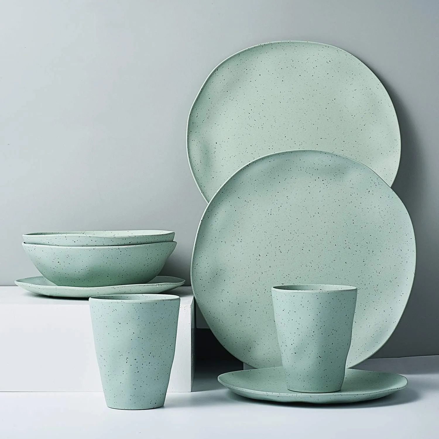 Morgiana 8 pcs Bamboo Sage Green Dinnerware Plates Set Reusable Camping Dish Set, Eco-Friendly Bamboo Plates, Cups, Bowls for 2 Person