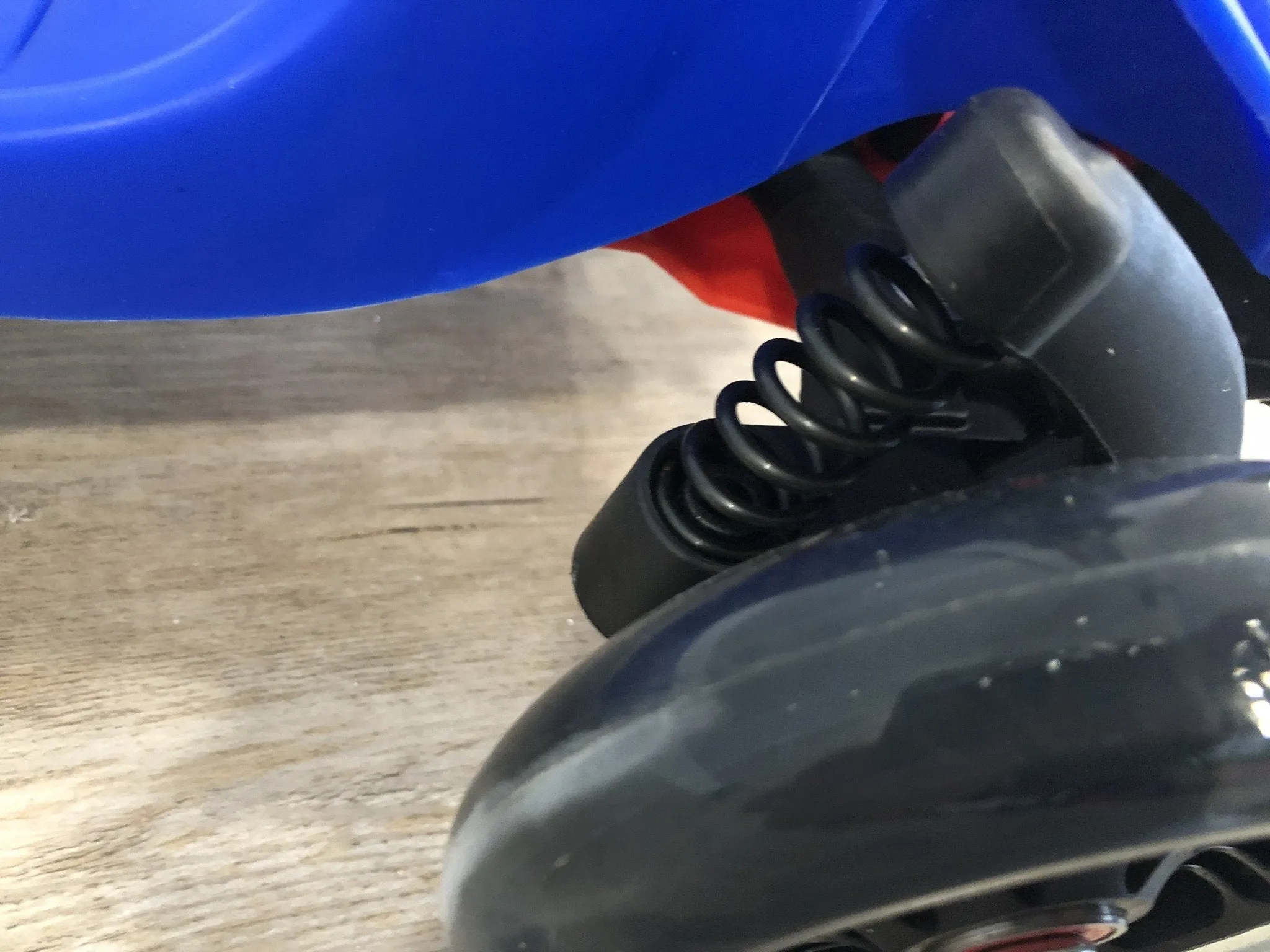 RiiRoo 3 Wheels Ride On Scooter With Suspension