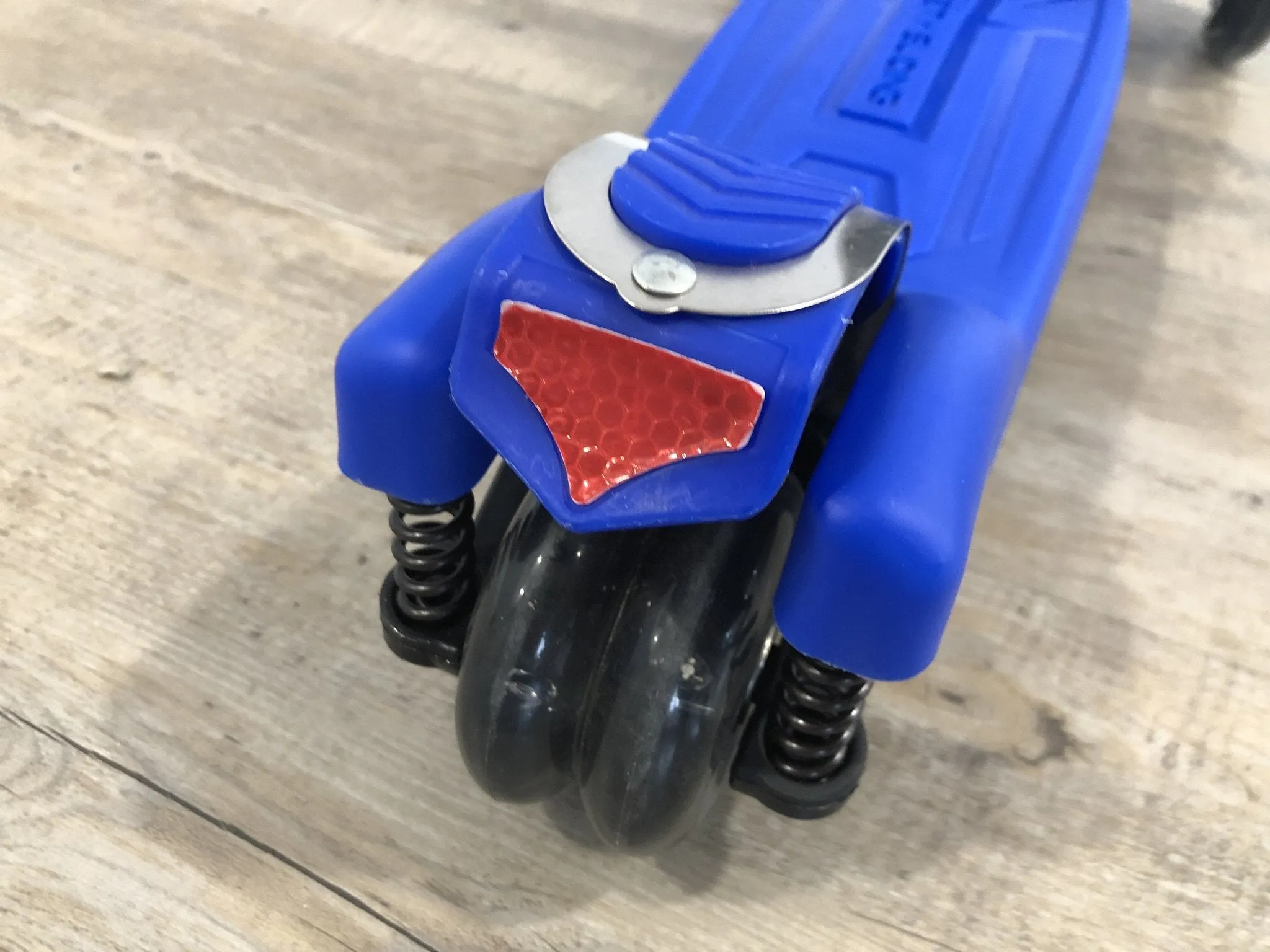 RiiRoo 3 Wheels Ride On Scooter With Suspension