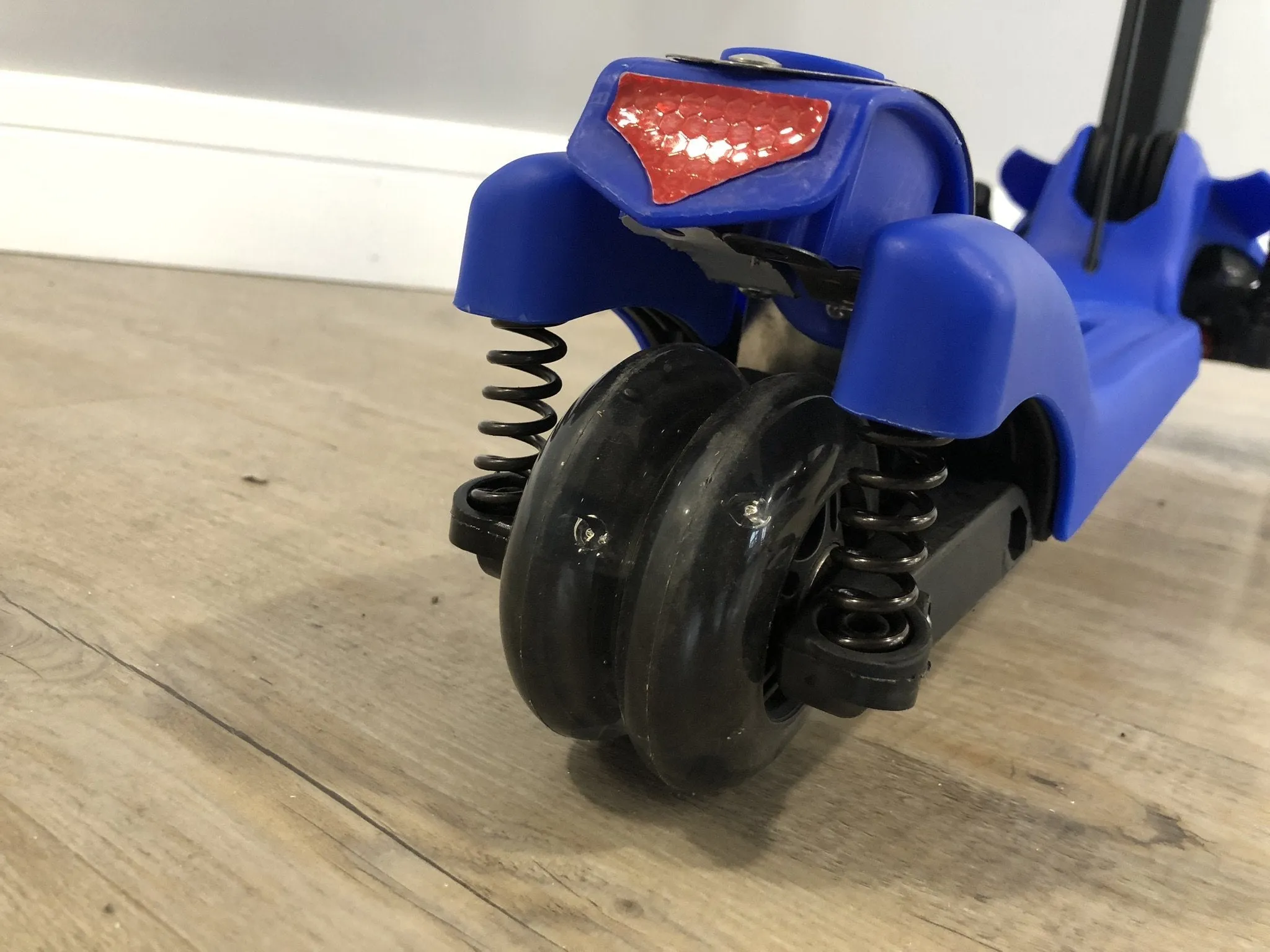 RiiRoo 3 Wheels Ride On Scooter With Suspension