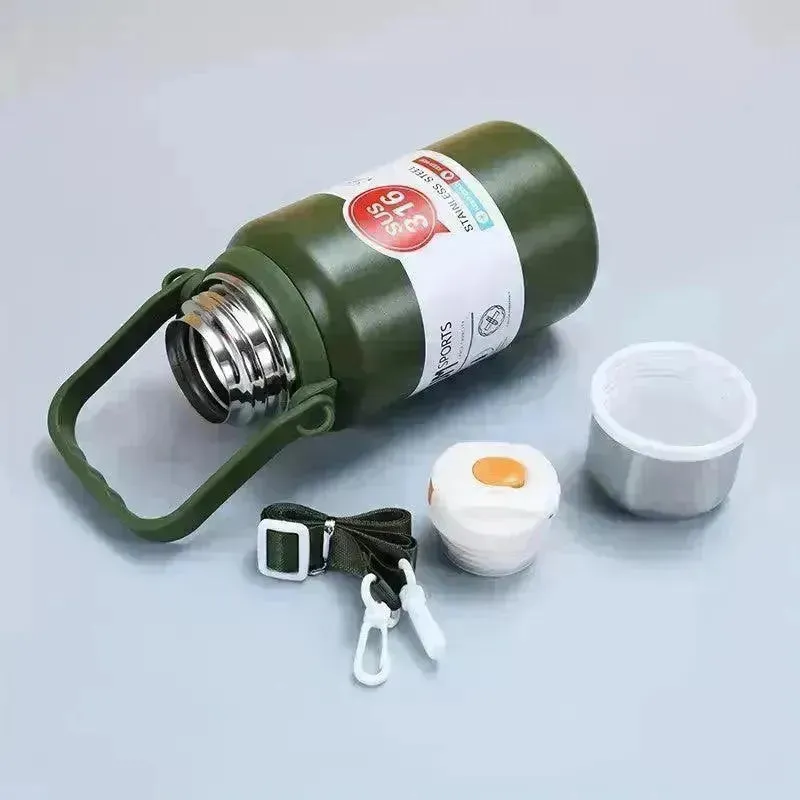 Sleek & Portable Sports Water Bottle (900 ml)