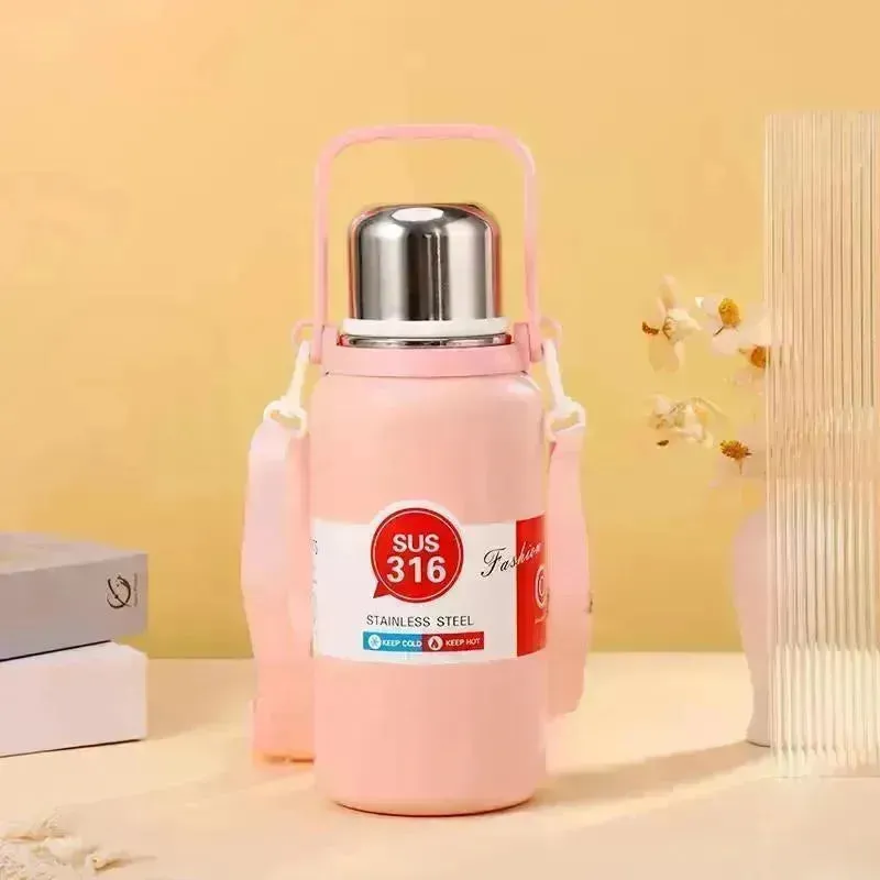 Sleek & Portable Sports Water Bottle (900 ml)