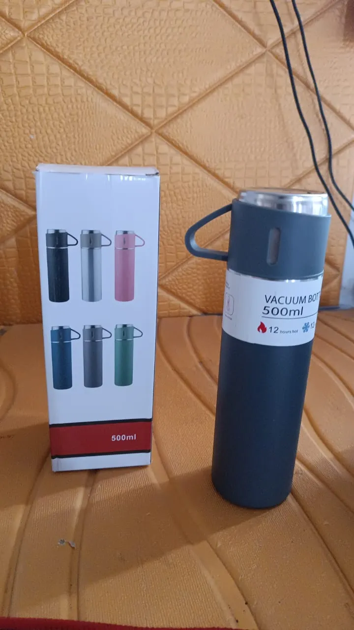 Stainless Steel Double Wall Insulated Flask Bottle With Cup (500ml Approx)
